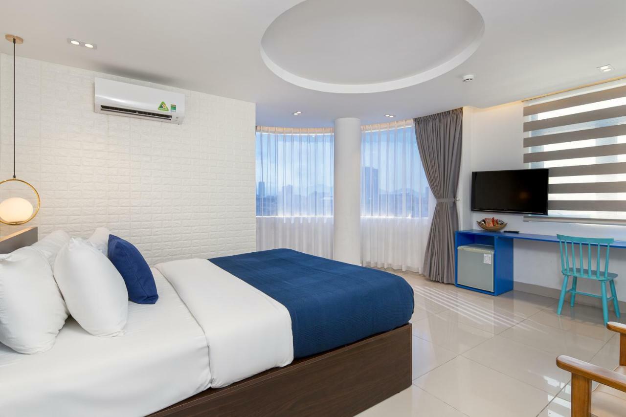 Chill Box Premier- Beach Hotel Da Nang Exterior foto